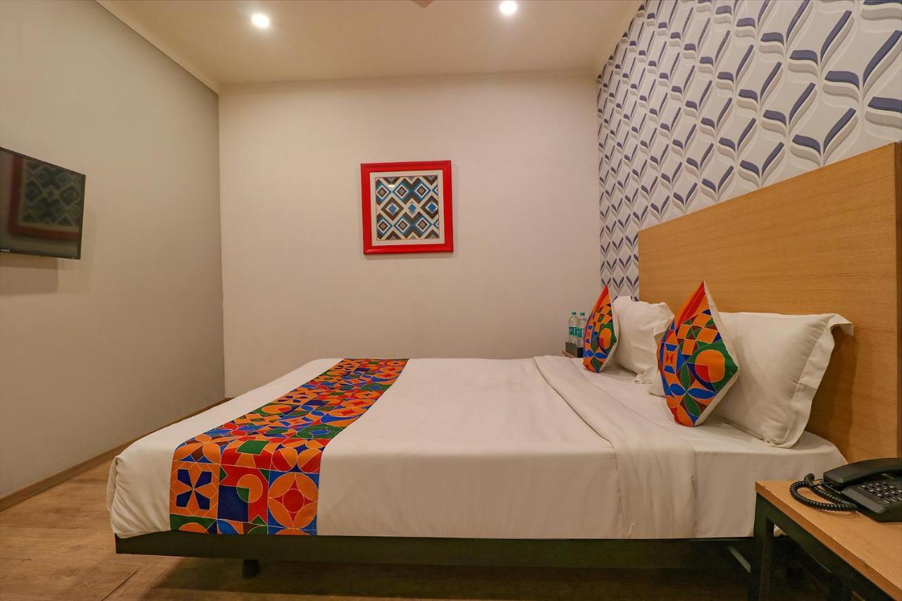 Fabhotel Chattarpur Enclave New Delhi Exterior photo