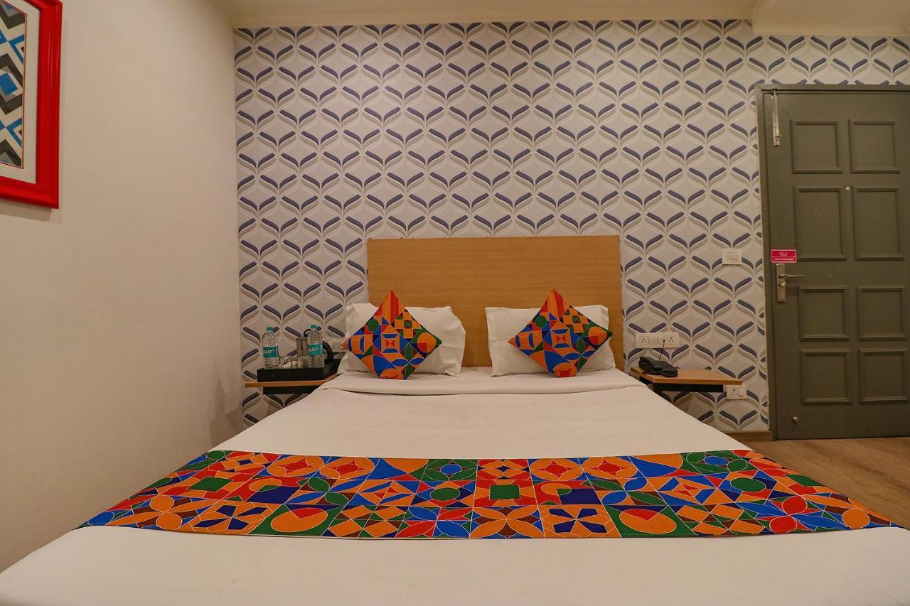 Fabhotel Chattarpur Enclave New Delhi Exterior photo